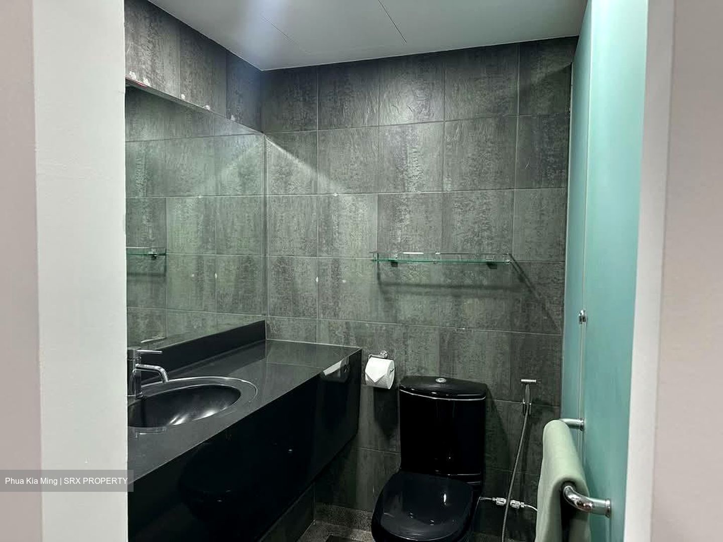 International Plaza (D2), Apartment #569553491
